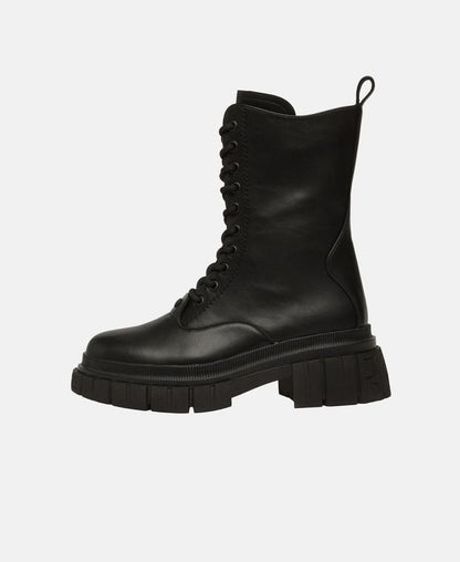 Schnürstiefeletten