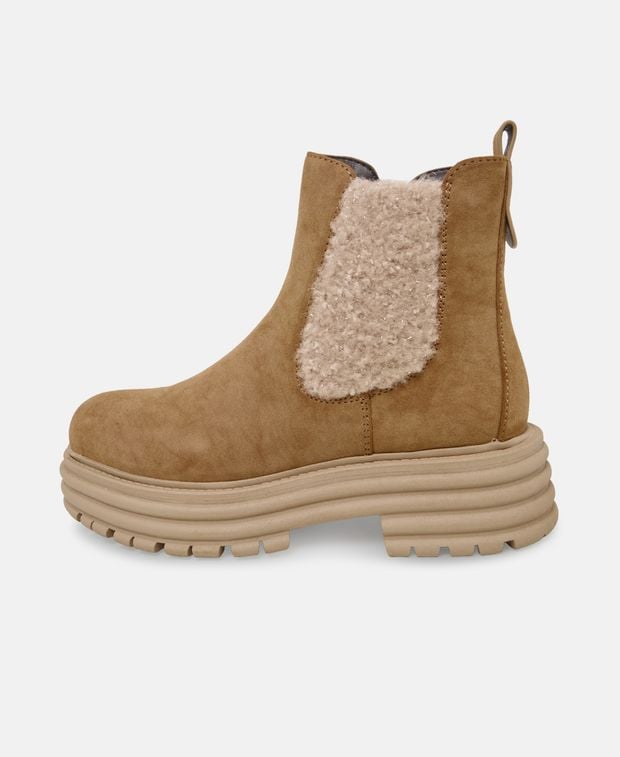 Chelsea Boots