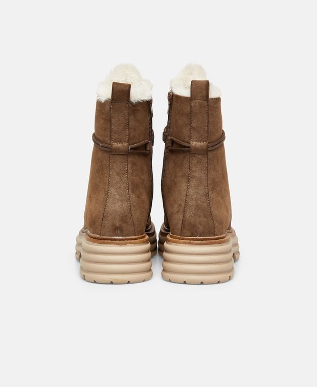 Schnürstiefeletten