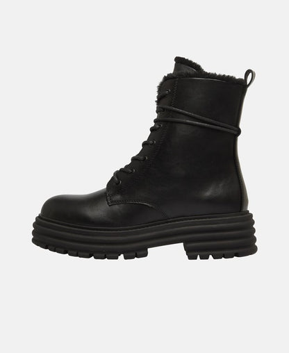Schnürstiefeletten
