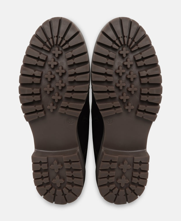 Schnürstiefeletten