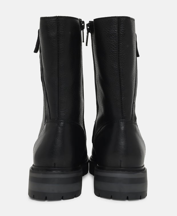 Schnürstiefeletten