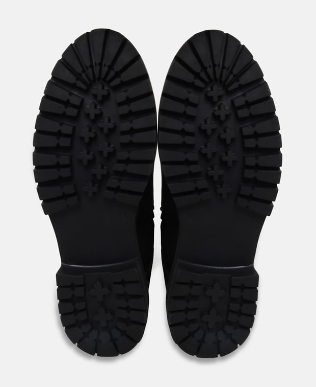 Schnürstiefeletten