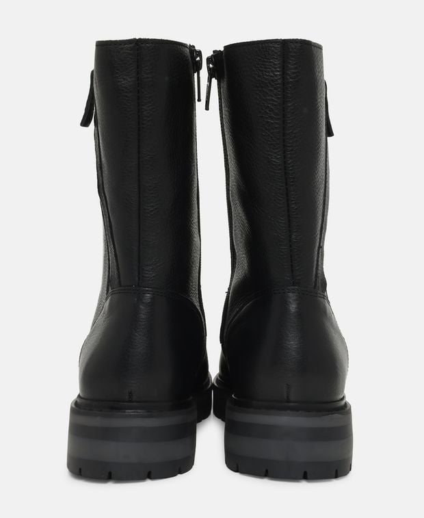 Schnürstiefeletten