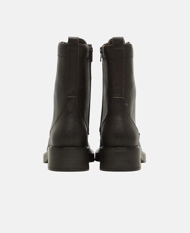 Schnürstiefeletten