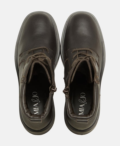 Schnürstiefeletten