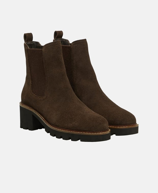 Chelsea Boots