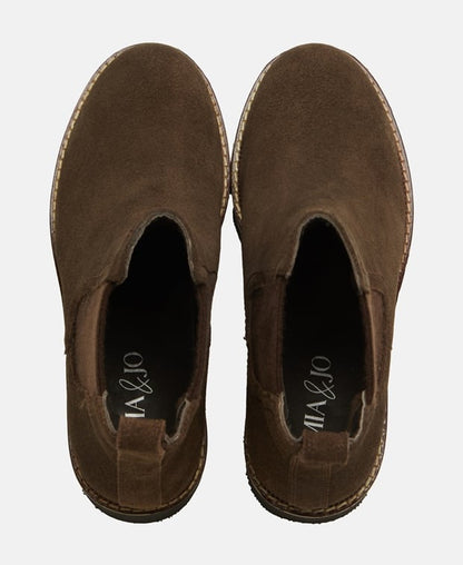 Chelsea Boots