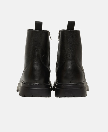 Schnürstiefeletten