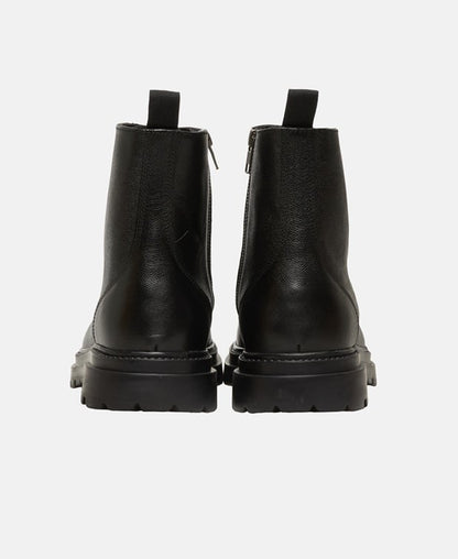 Schnürstiefeletten