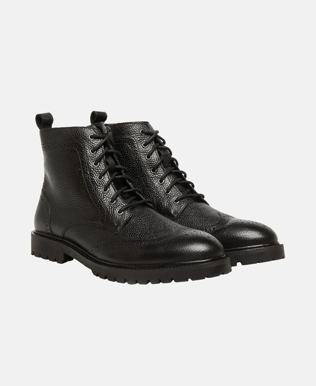 Schnürstiefeletten