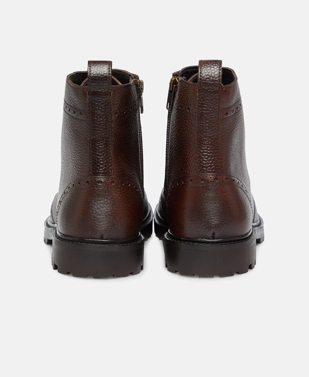 Schnürstiefeletten