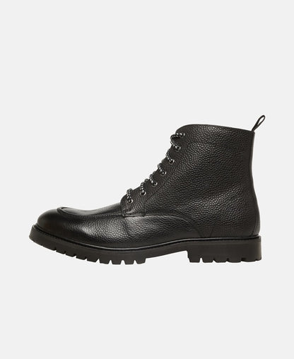 Schnürstiefeletten