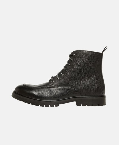 Schnürstiefeletten