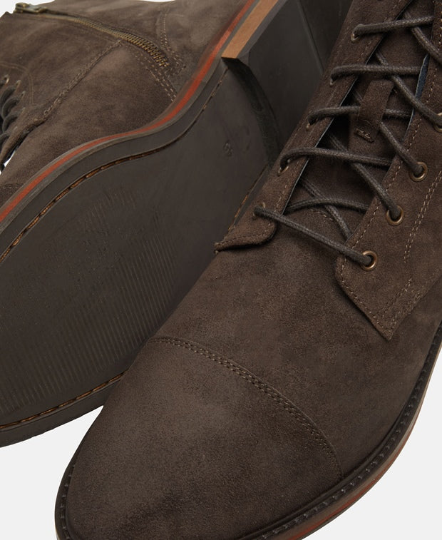 Schnürstiefeletten