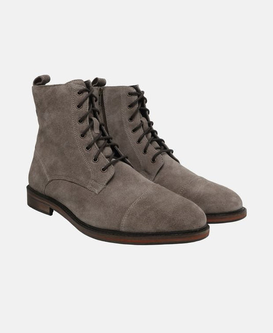 Schnürstiefeletten