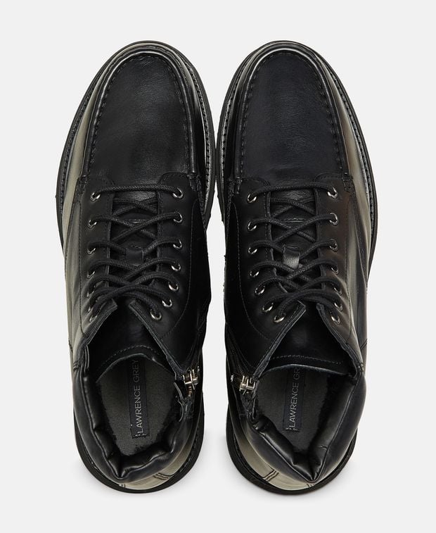 Schnürstiefeletten