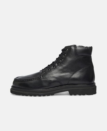 Schnürstiefeletten