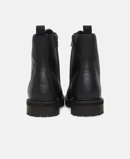 Schnürboots