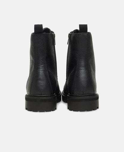 Schnürboots