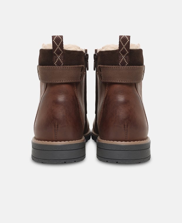 Schnürstiefeletten