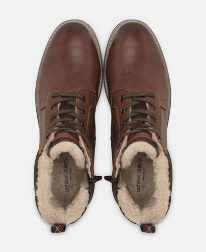 Schnürstiefeletten