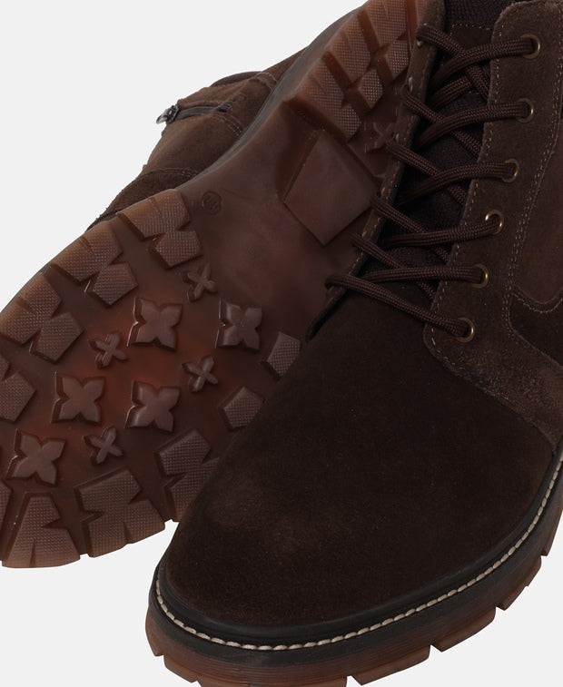 Schnürboots