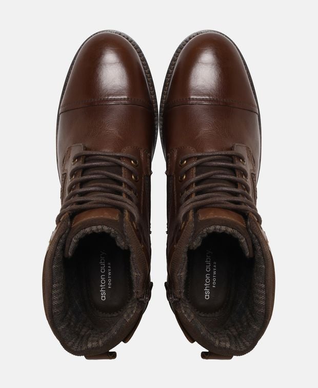 Schnürstiefeletten