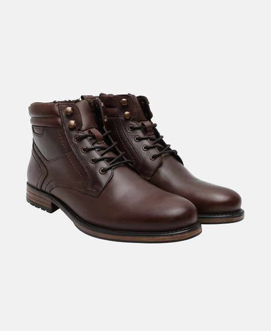 Schnürboots