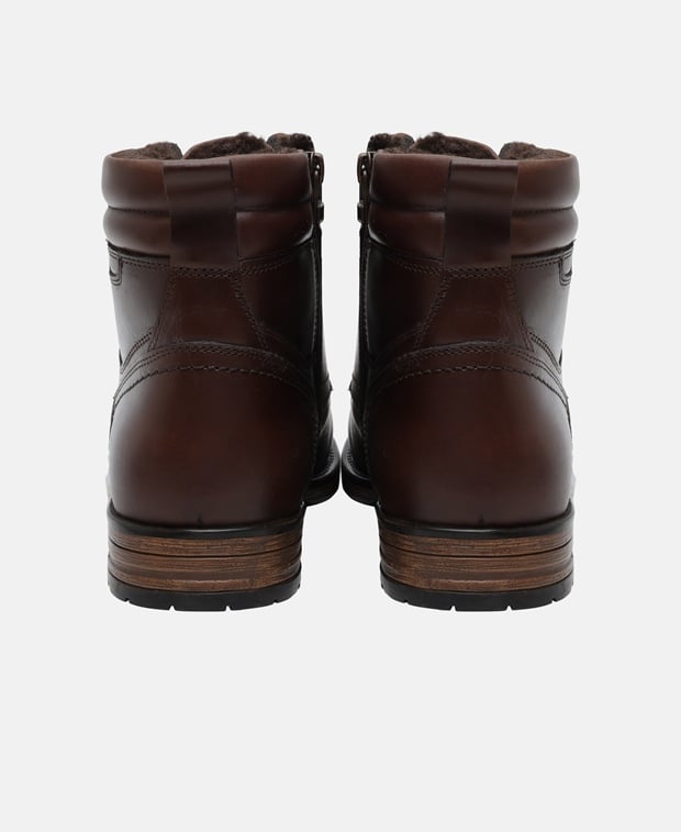 Schnürboots