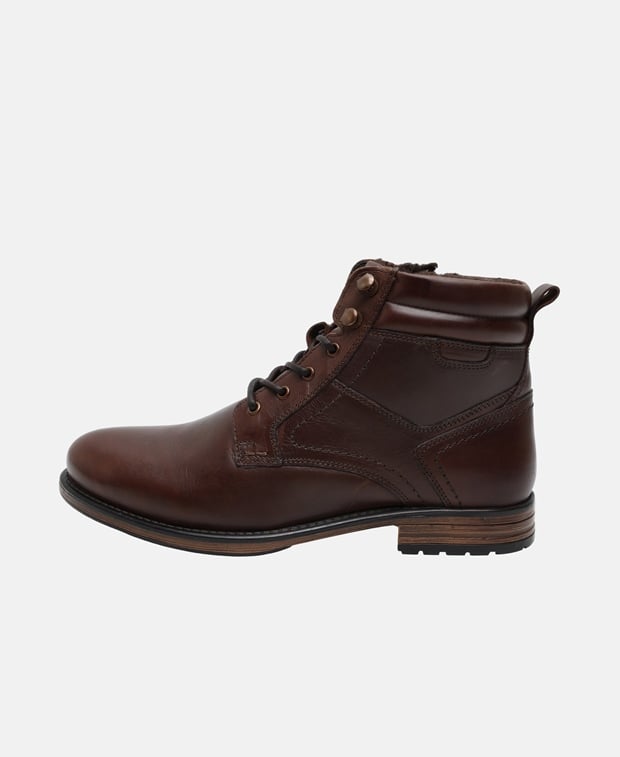 Schnürboots