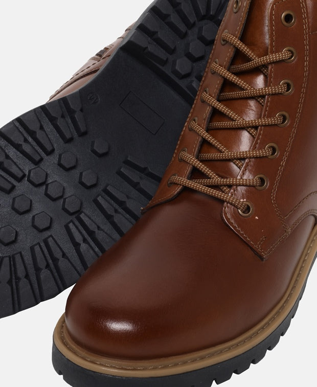 Schnürboots