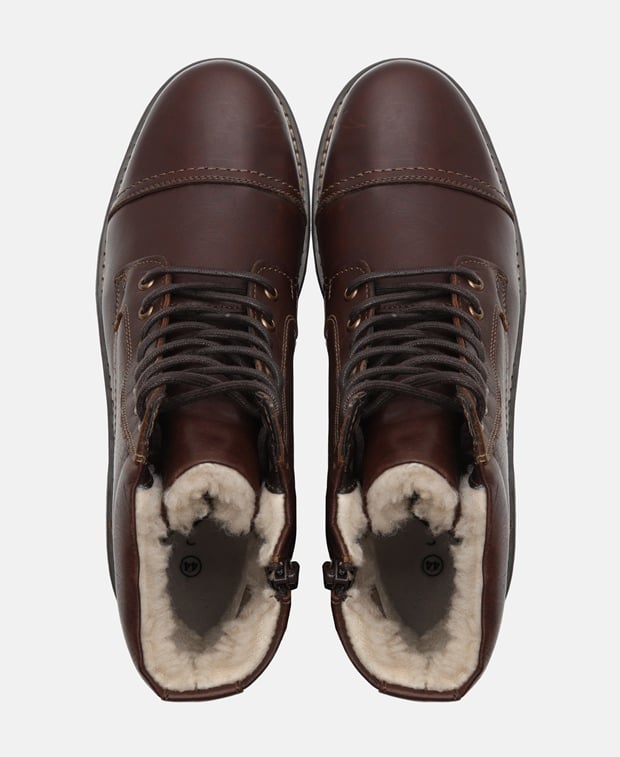 Schnürboots