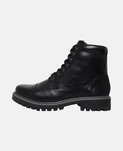 Schnürboots