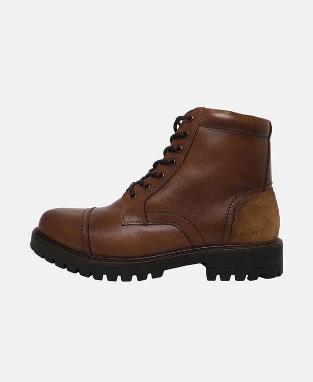 Schnürboots