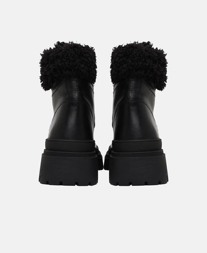 Schnürstiefeletten