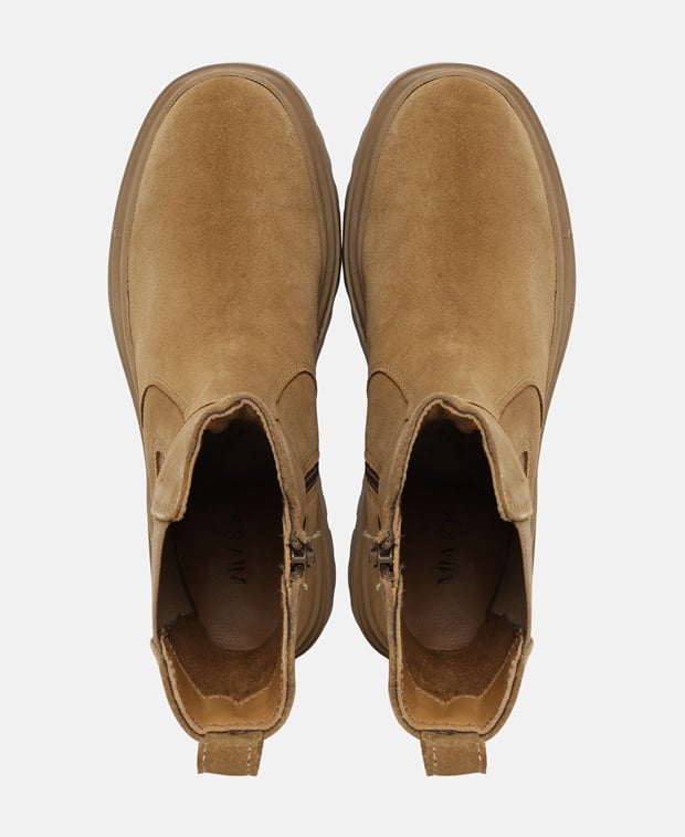 Chelsea Boots