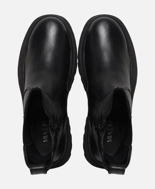 Chelsea Boots