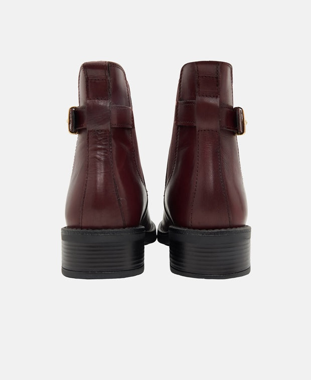 Chelsea Boots