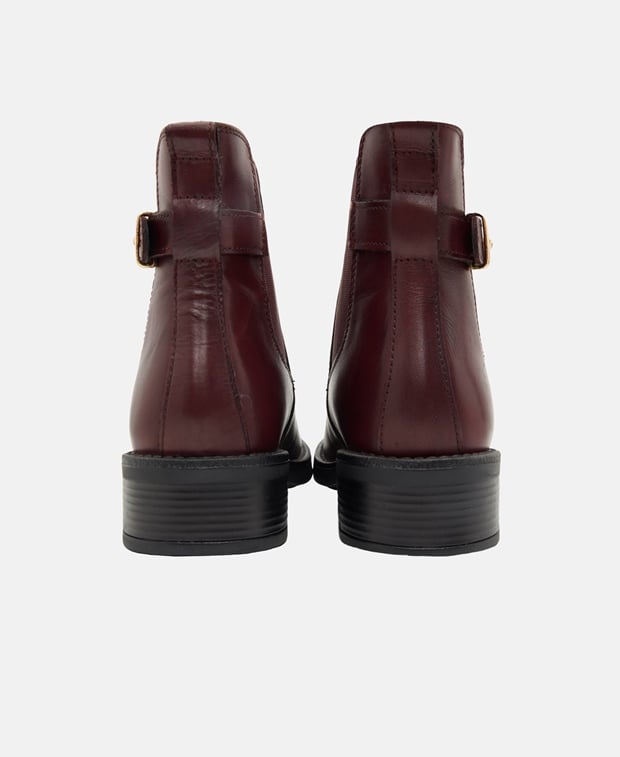 Chelsea Boots