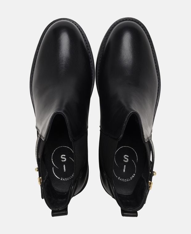 Chelsea Boots