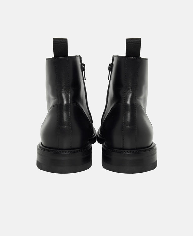 Schnürboots