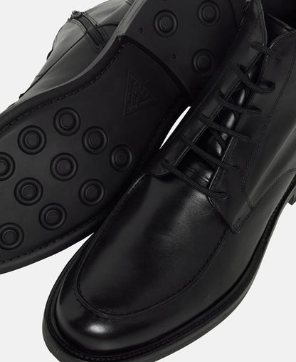 Schnürboots