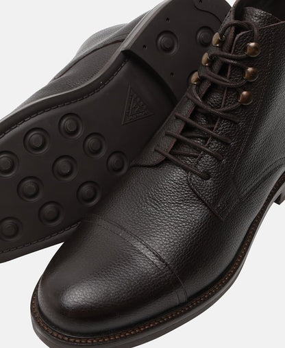 Schnürstiefeletten