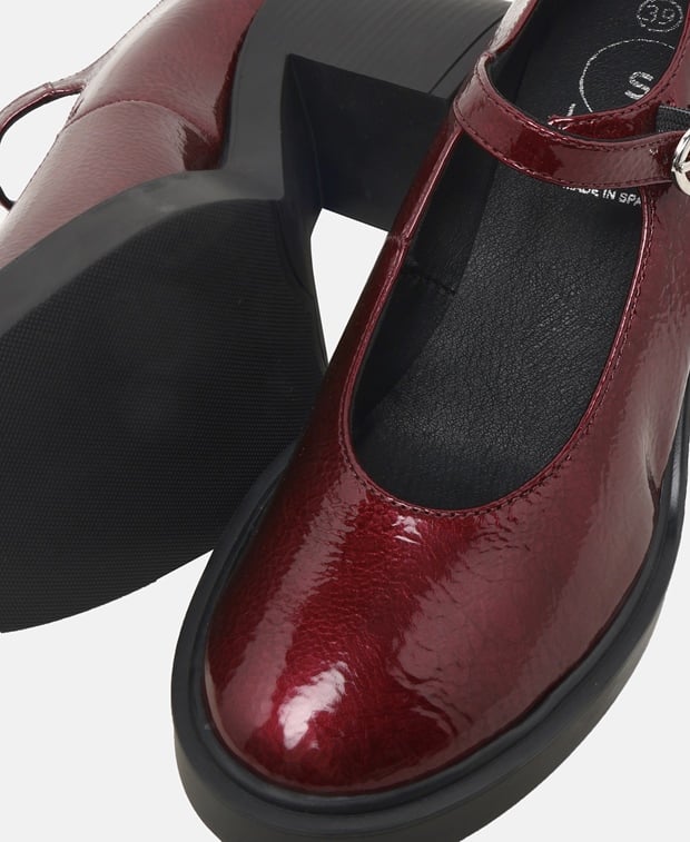 Mary Jane Pumps