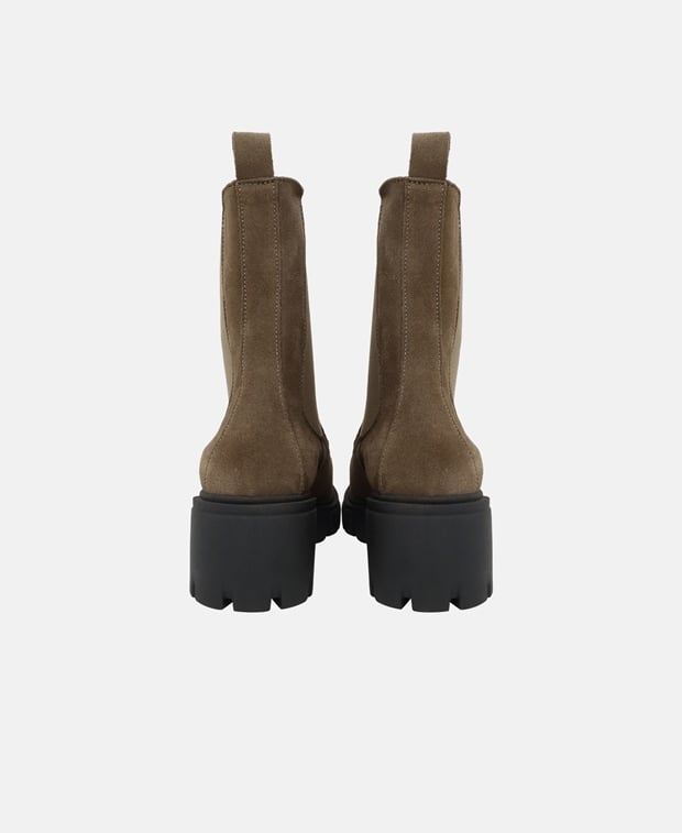 Chelsea Boots