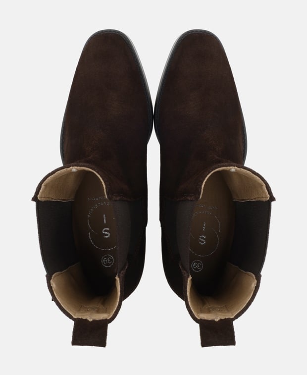 Chelsea Boots