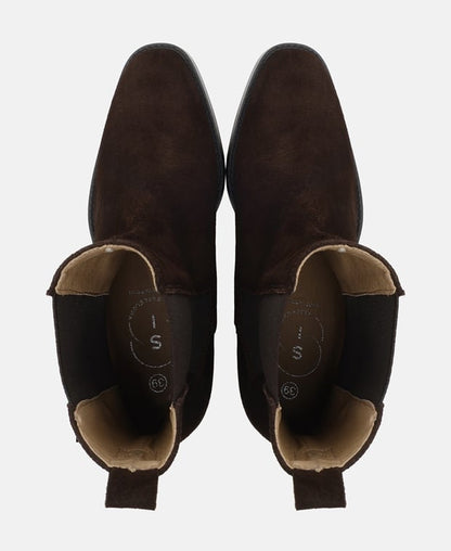 Chelsea Boots