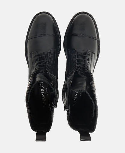 Schnürstiefeletten
