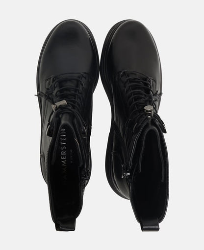 Schnürstiefeletten